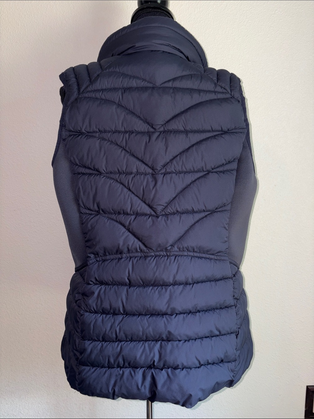 Bernardo Navy Quilted Puffer Vest